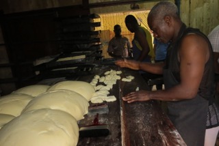 Cooperatieve bakkerij in het centrum in Kambove