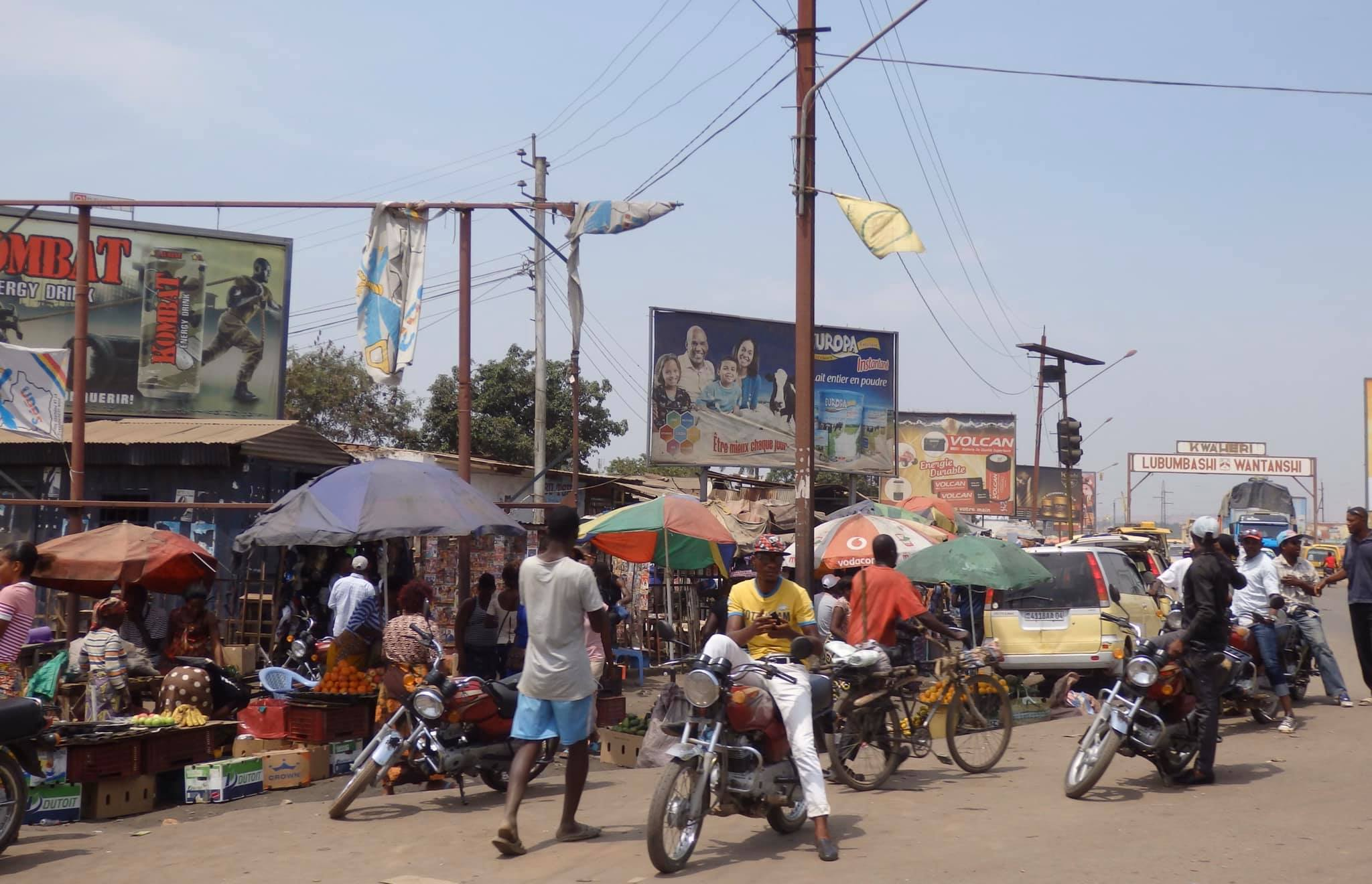 Straatbeeld in Lubumbashi – wijk Katuba